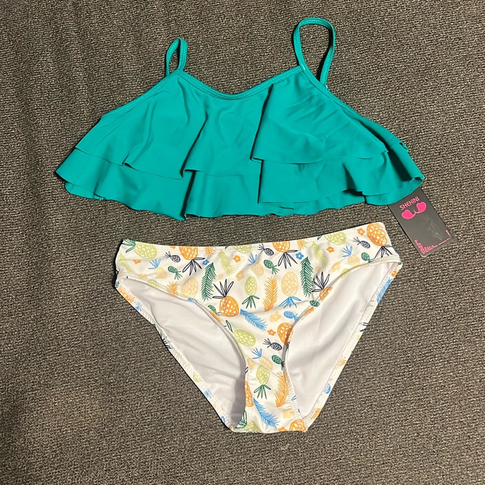 Colorful pineapple bikini with green ruffle top in size 10/12